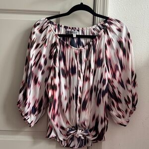Jennifer Lopez Women's Blouse in Black and Pink Pattern